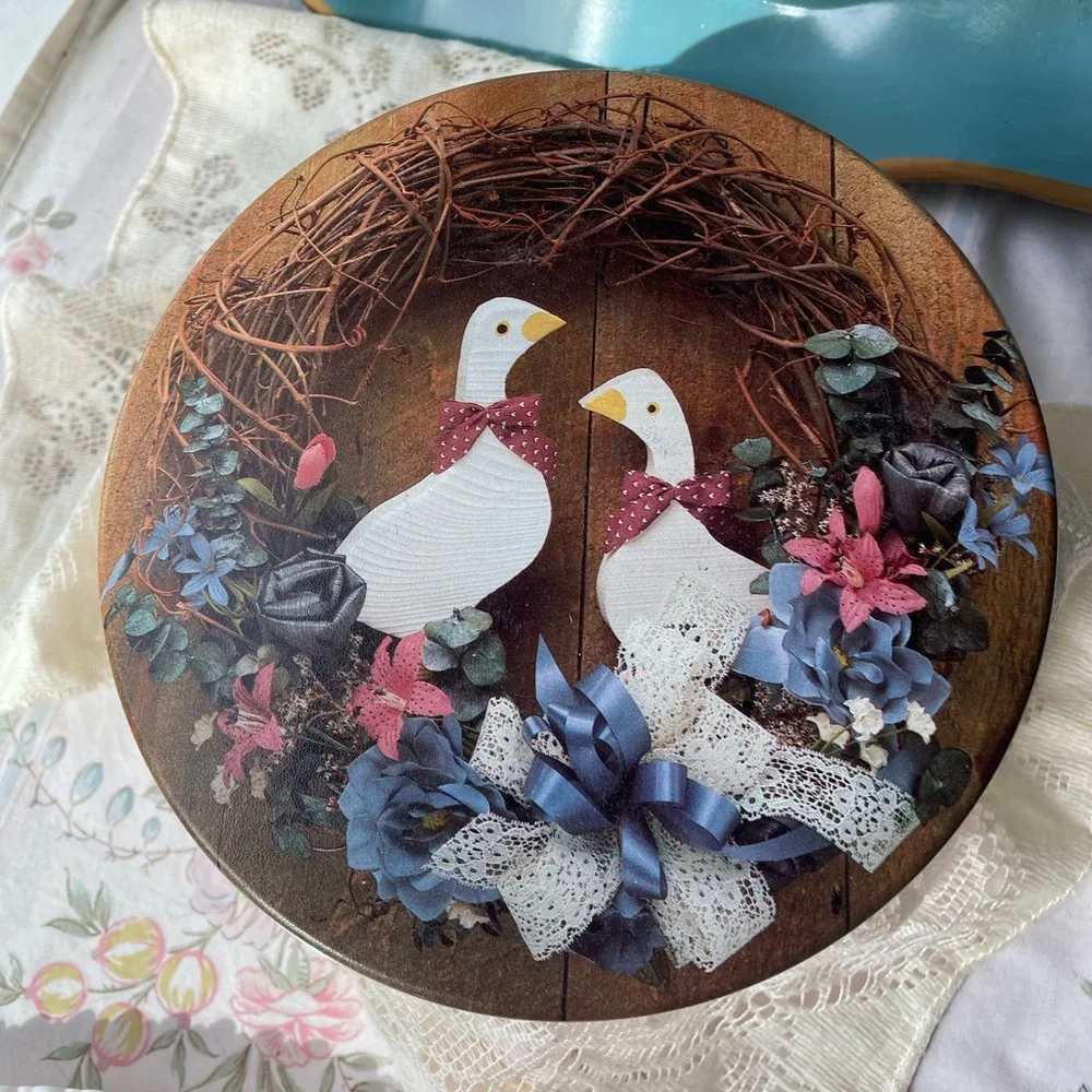 Vintage 90s Goose Print Round Tin Box Canister Farmhouse Cottagecore Grandmacore